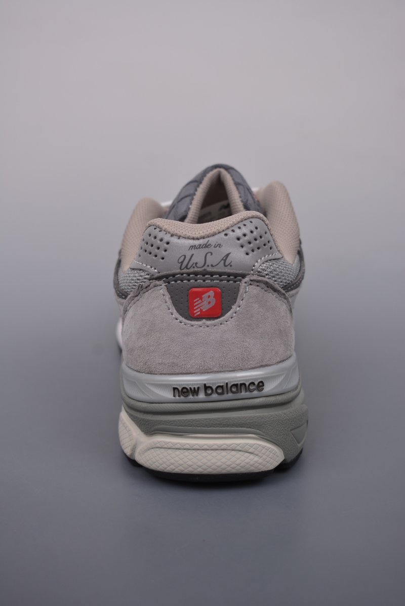New Balance 990 view