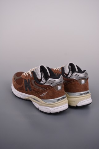 New Balance 990 view 2