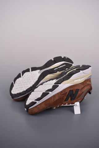 New Balance 990 view 3
