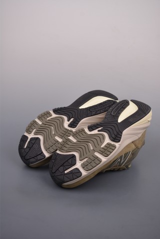 New Balance 990 view 3