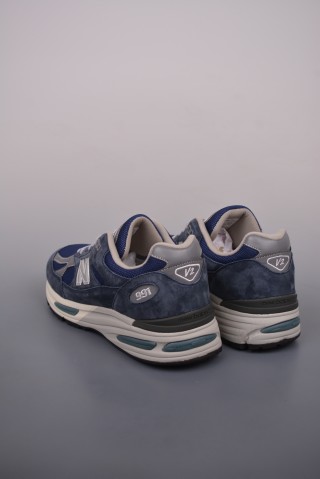 New Balance 991 V2 view 2