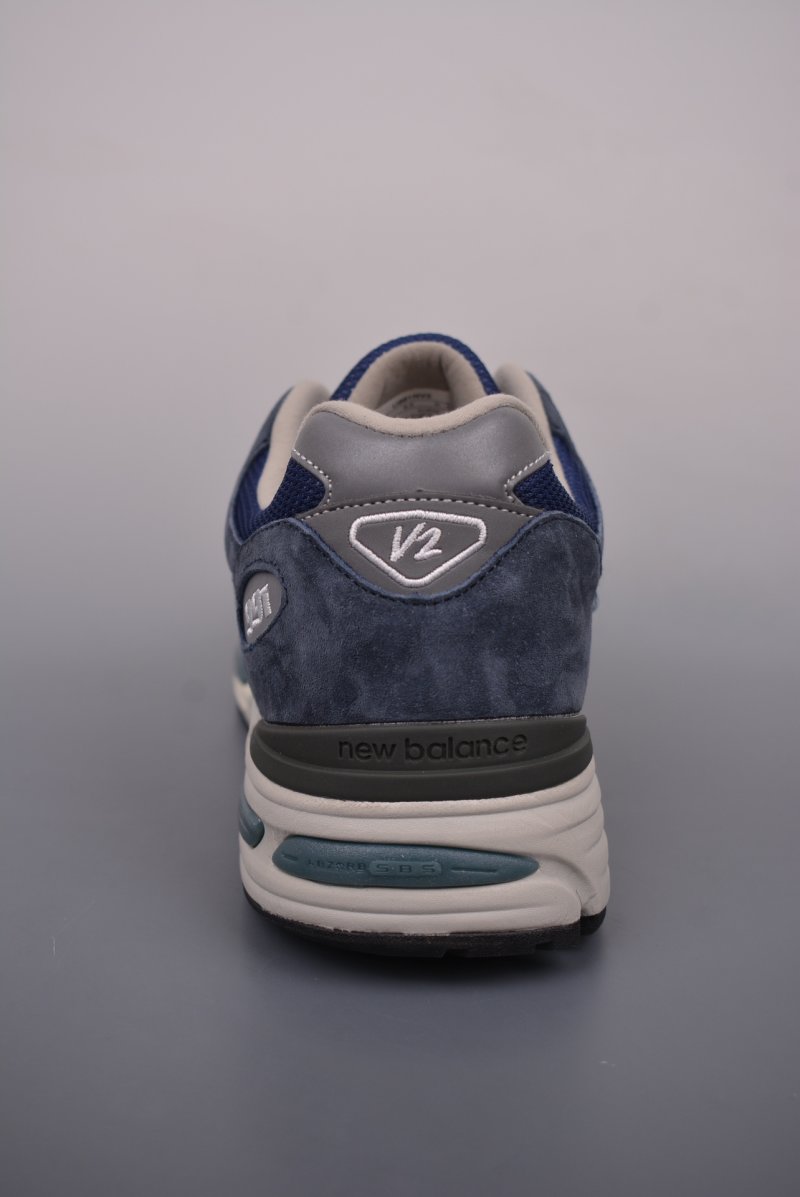New Balance 991 V2 view