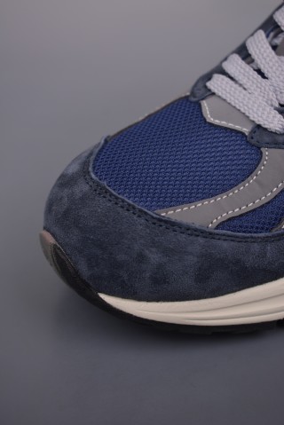 New Balance 991 V2 view 6