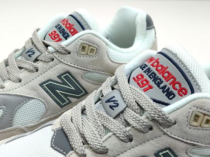 New Balance 991 V2 view 8
