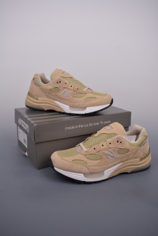 New Balance 992 'Grey' view 5