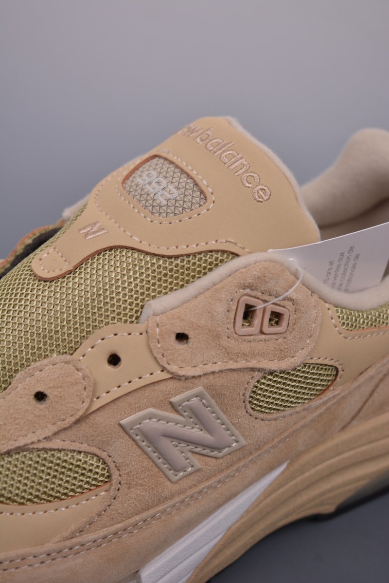 New Balance 992 'Grey' view