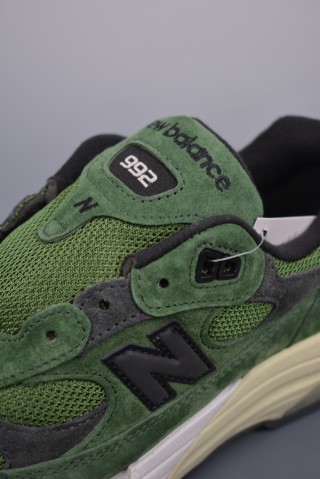 New Balance 992 'Grey' view 16