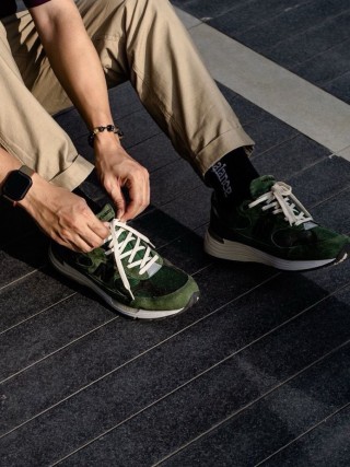 New Balance 992 view 2