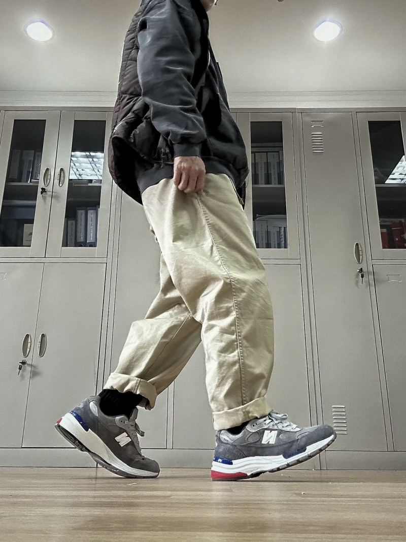 New Balance W992 view