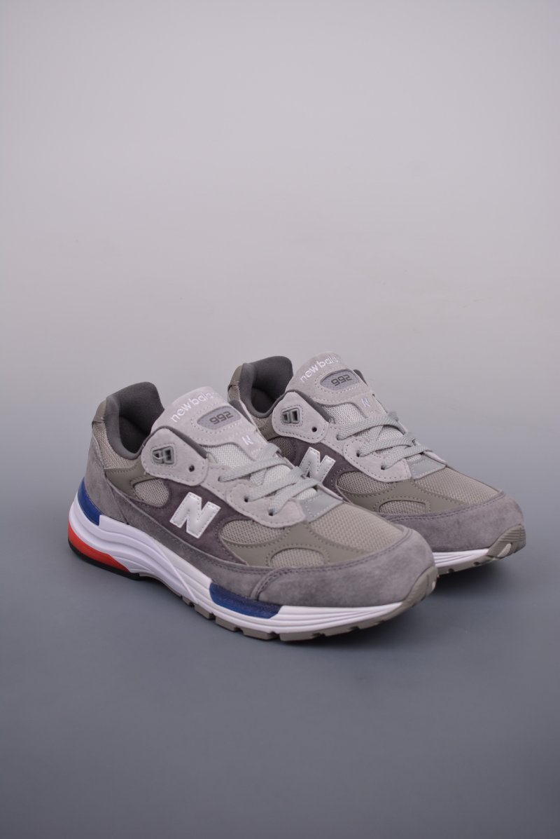 New Balance W992