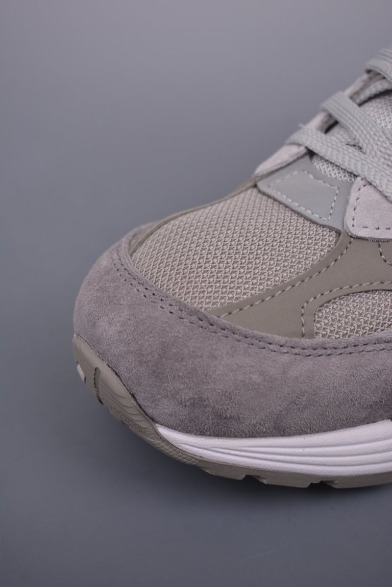 New Balance W992 view
