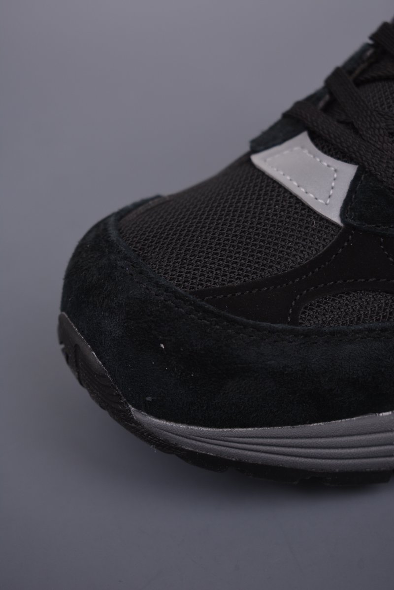 New Balance W992 view