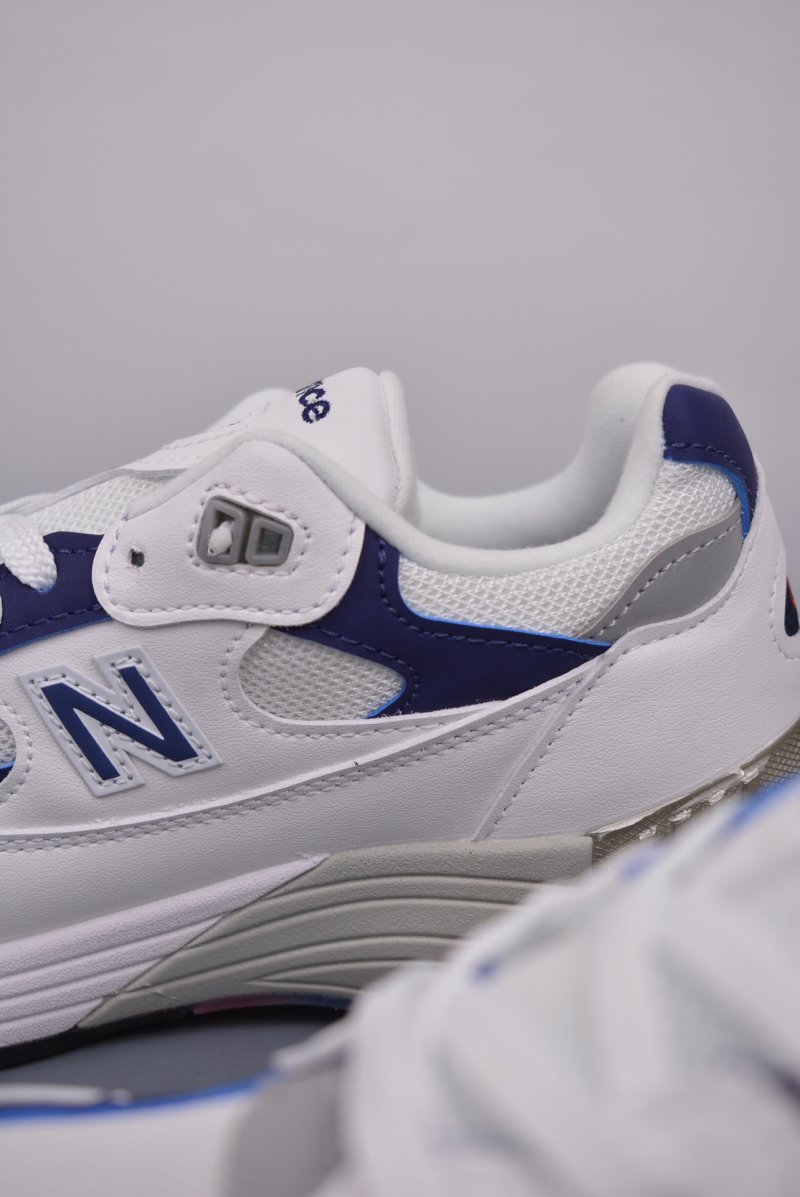 New Balance W992 view