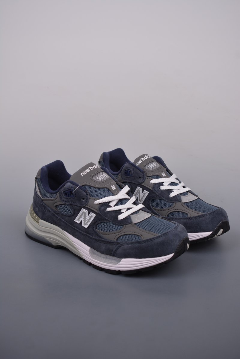 New Balance W992