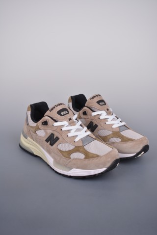 New Balance W992