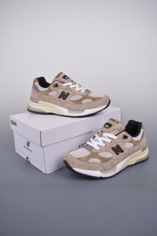 New Balance W992 view 5
