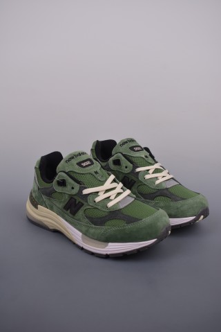 New Balance W992