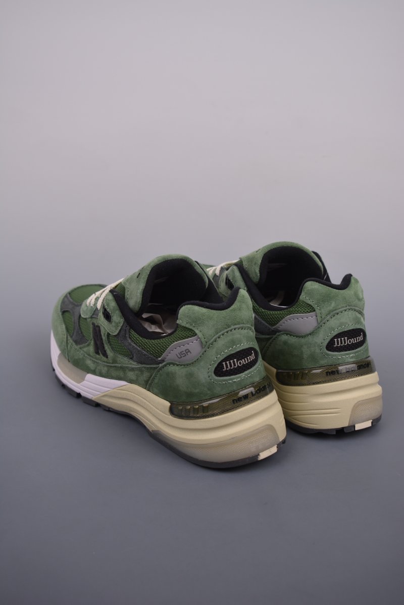 New Balance W992 view