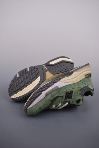 New Balance W992 view 3