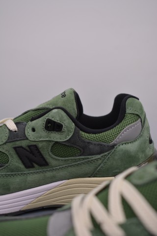 New Balance W992 view 8