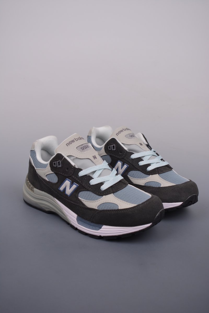 New Balance W992