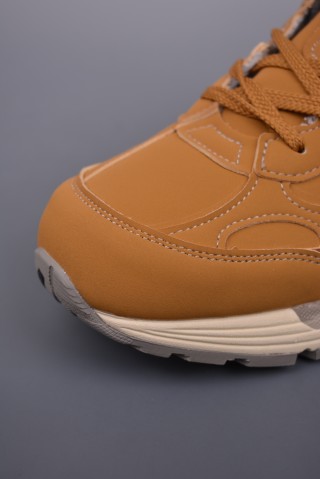 New Balance W992 view 6
