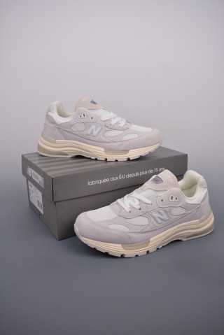 New Balance W992 view 5