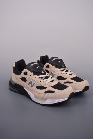 New Balance W992