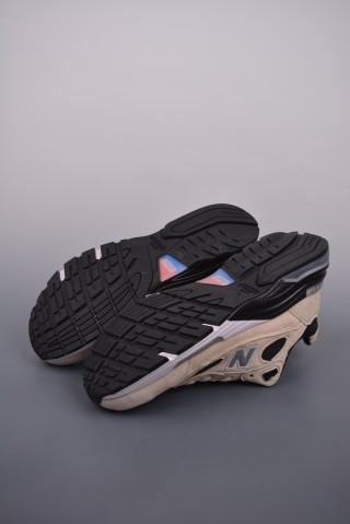 New Balance W992 view 3