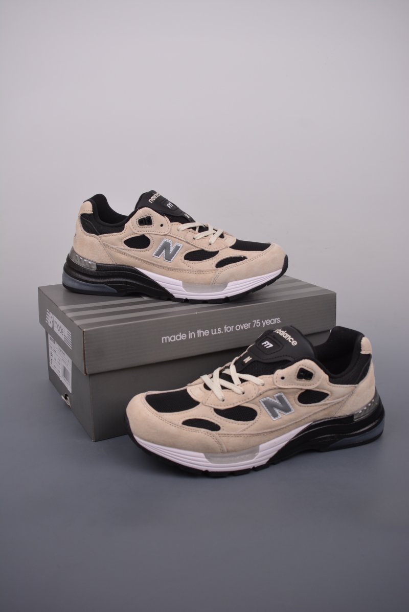New Balance W992 view