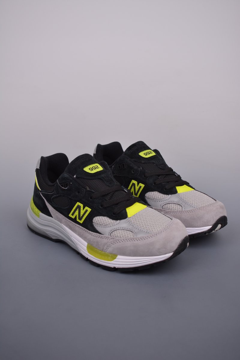 New Balance W992