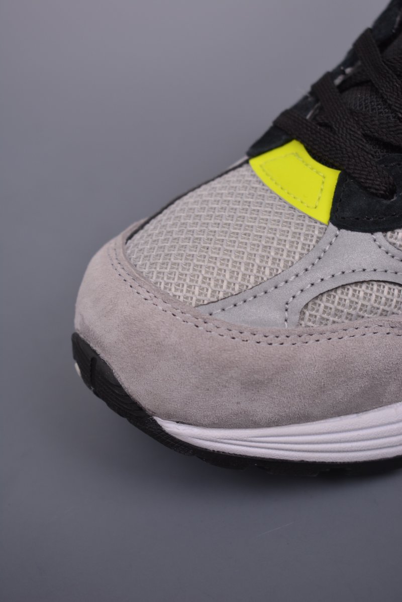 New Balance W992 view