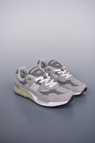 New Balance W992