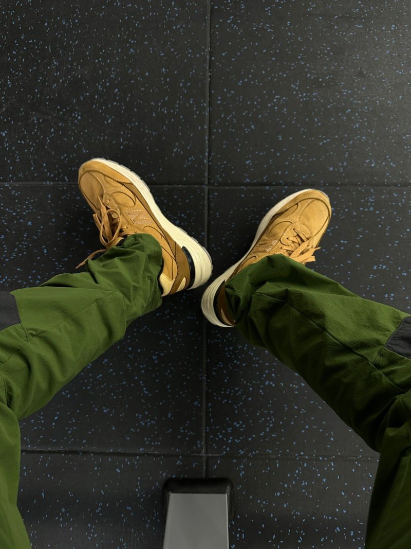 New Balance W992 view