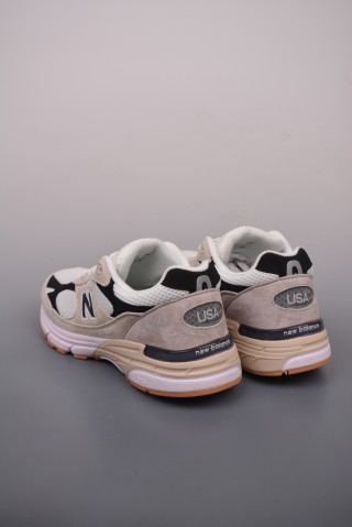New Balance 993 view 2