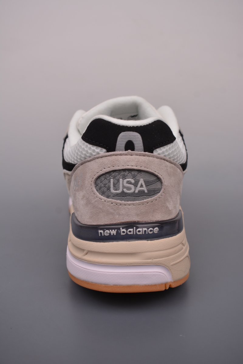 New Balance 993 view