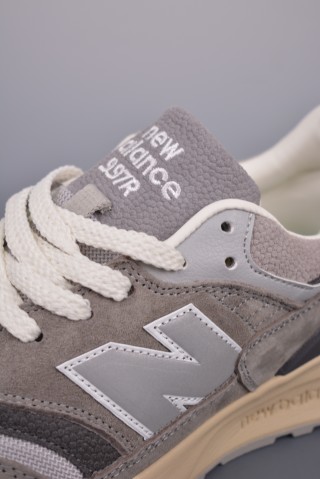New Balance 997 view 7