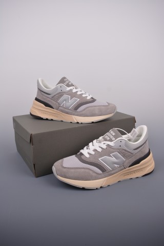 New Balance 997 view 5