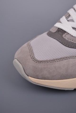 New Balance 997 view 6