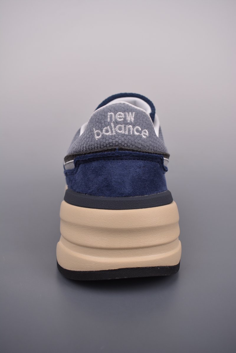 New Balance 997 view