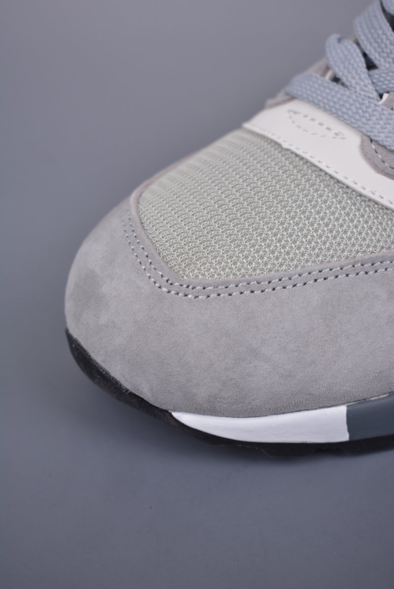 New Balance 998 view