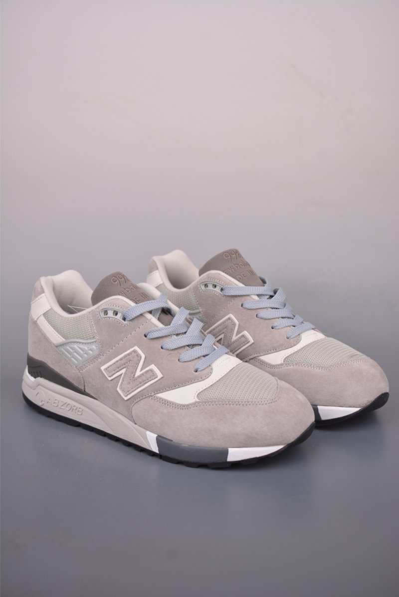 New Balance 999