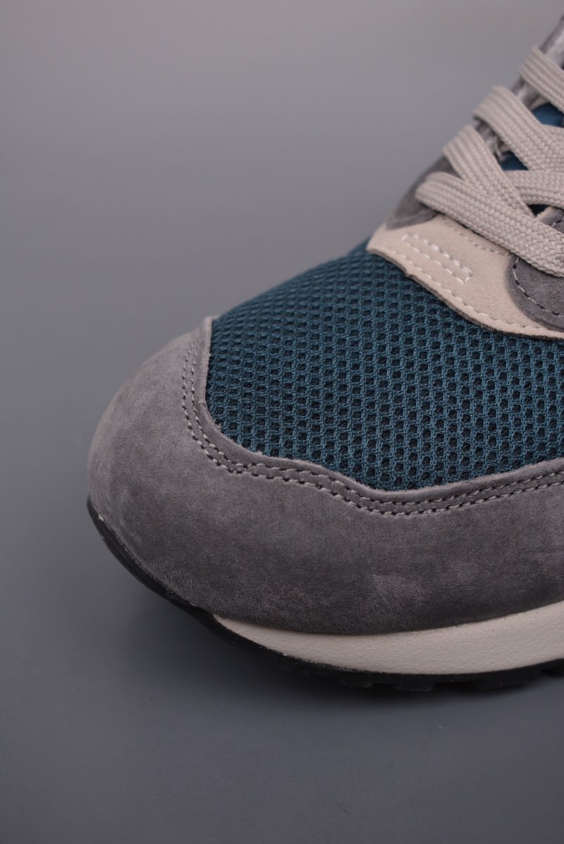 New Balance 999 view