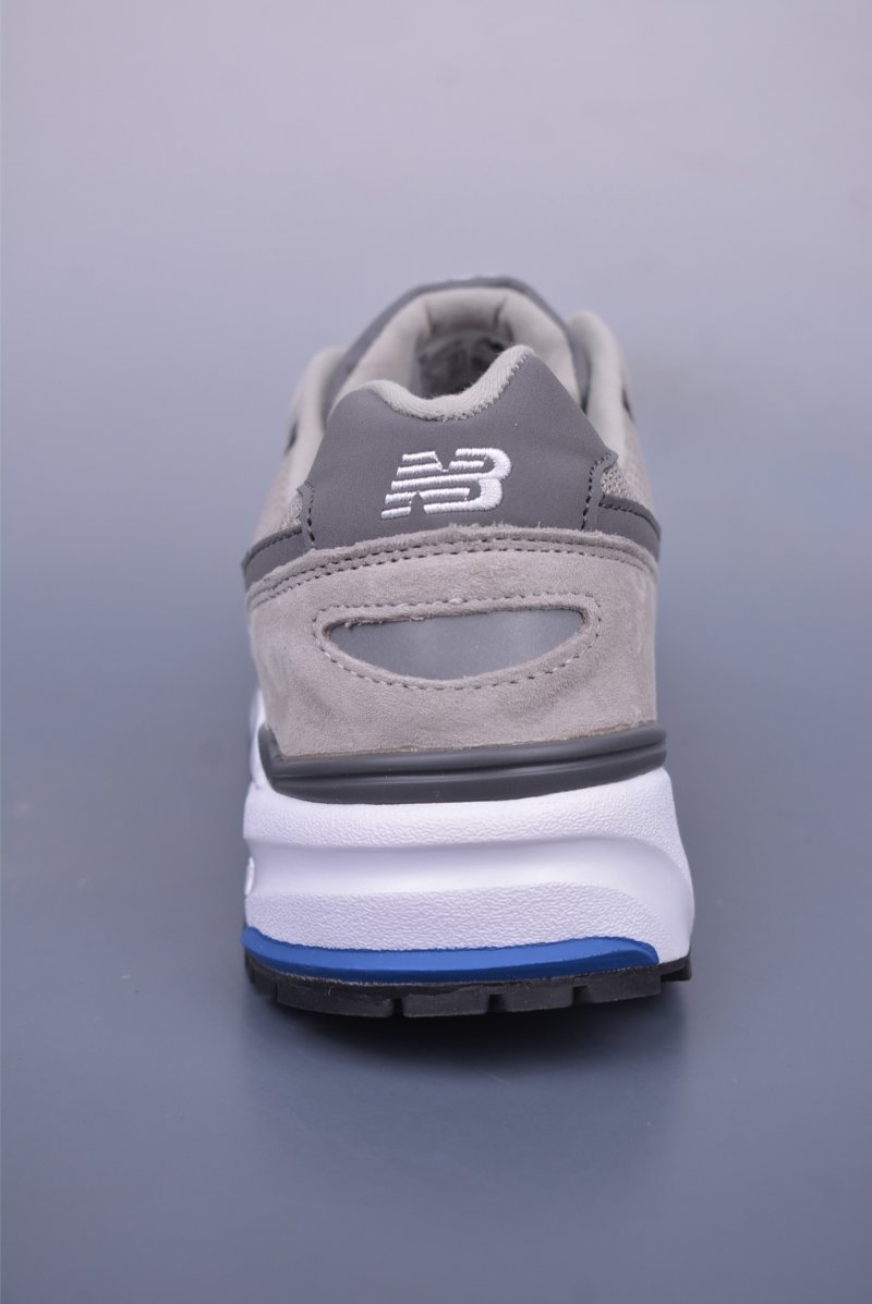 New Balance 999 view