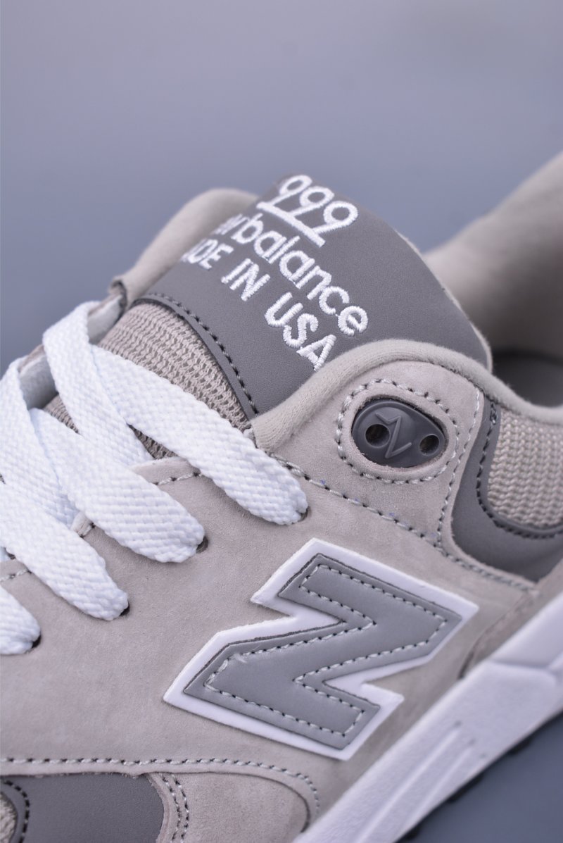 New Balance 999 view