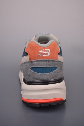 New Balance ML999 view 13