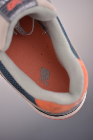 New Balance ML999 view 18