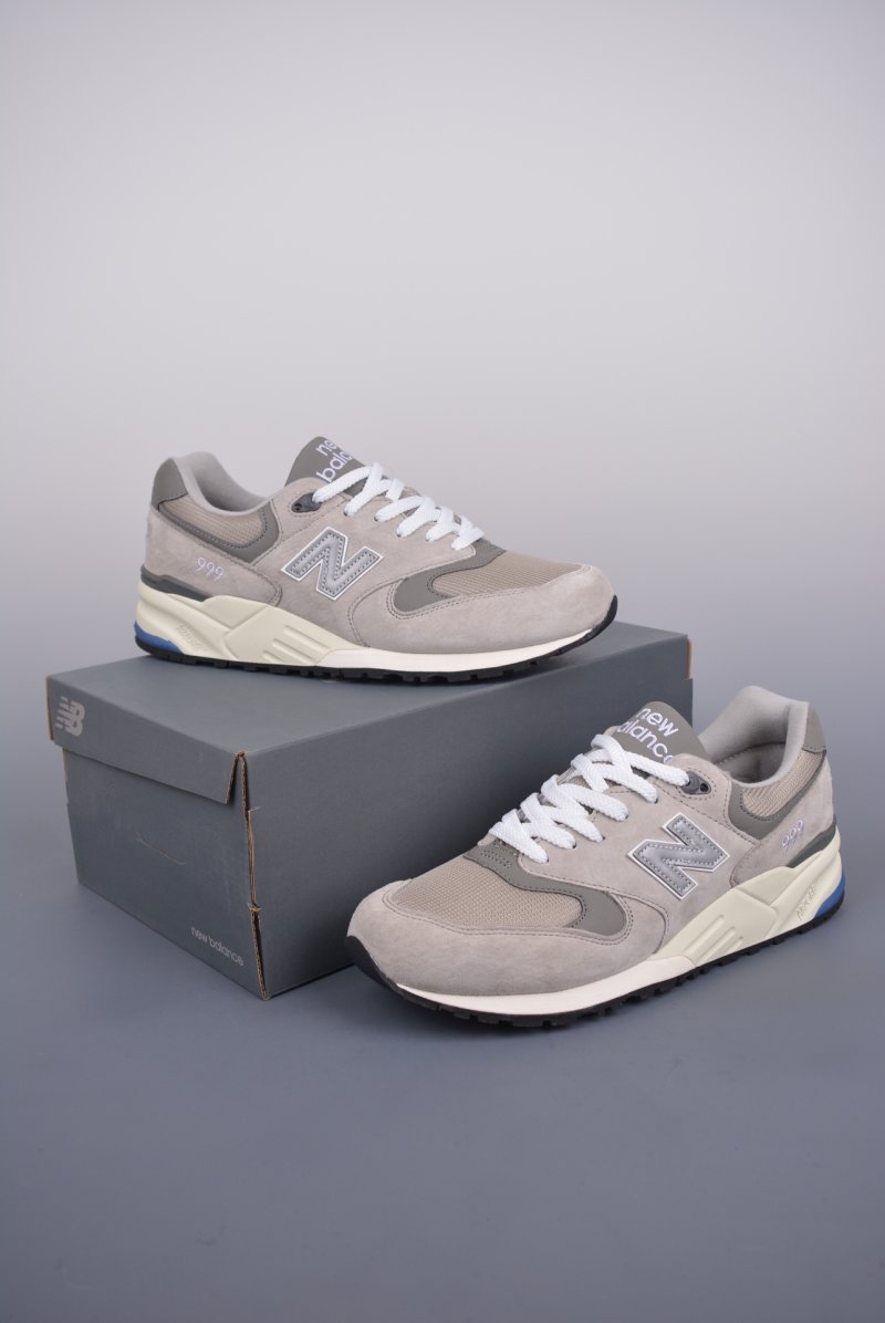 New Balance ML999 view