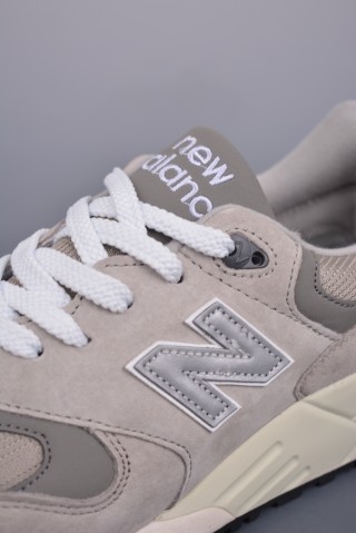 New Balance ML999 view 25