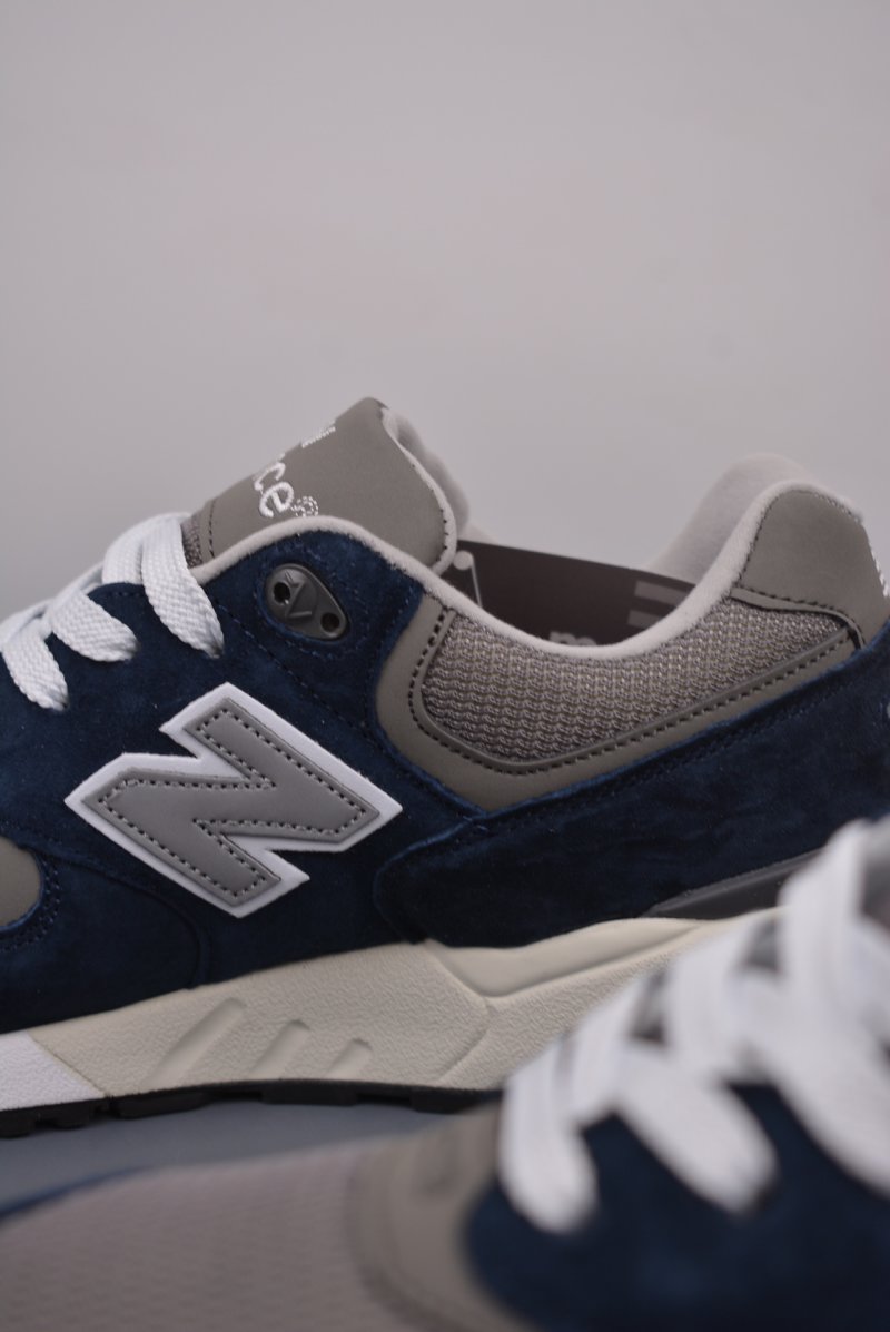 New Balance ML999 view